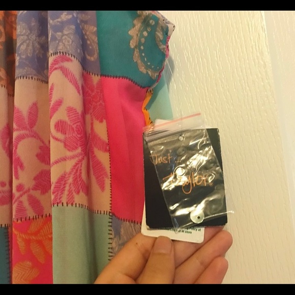 NWT: Just Taylor Dress - Picture 4 of 7